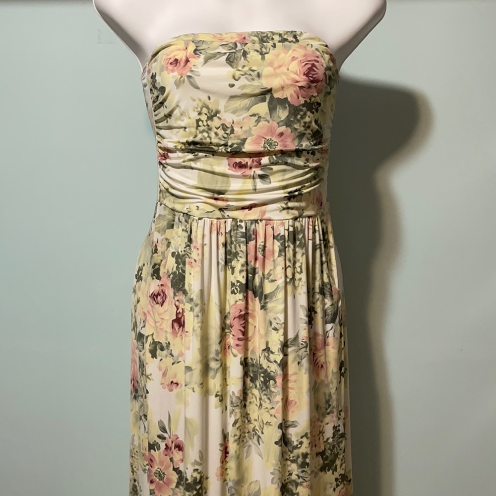 Floral strapless maxi